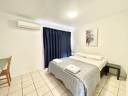 Yongala Lodge by The Strand