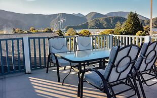 Bluemoon Lodge - Hostel