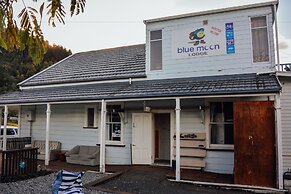 Bluemoon Lodge - Hostel