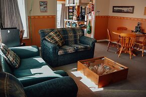 Bluemoon Lodge - Hostel