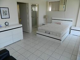 Queensleigh Holiday Apartments