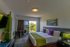 Mackay Oceanside Central Hotel