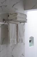 Vaali Maldives Island Escapes & Dive