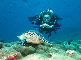 Vaali Maldives Island Escapes & Dive