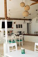 Vaali Maldives Island Escapes & Dive