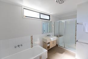 Tallebudgera Creek Tourist Park