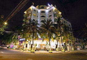 Cocochine - a VIE collection