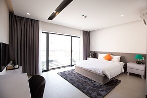 Cocochine - a VIE collection