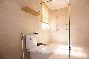 Cocochine - a VIE collection