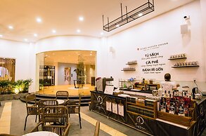 Cocochine - a VIE collection