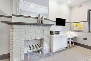 CH Boutique Hotel & Apartments, Ascend Hotel Collection