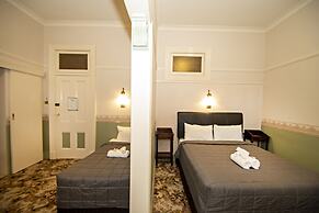 Historic Hydro Motor Inn