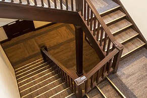 Historic Hydro Motor Inn