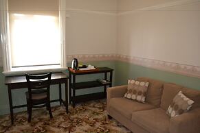 Historic Hydro Motor Inn