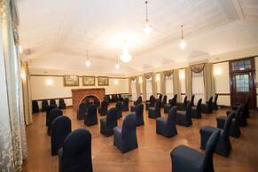 Historic Hydro Motor Inn