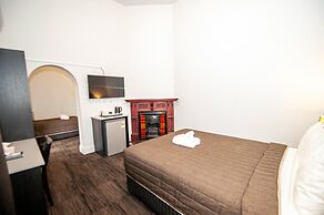 Historic Hydro Motor Inn