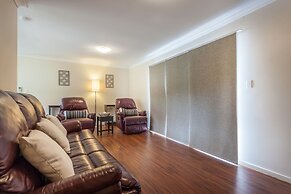 Clifford Gardens Motor Inn