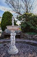 Wintersun Gardens Motel