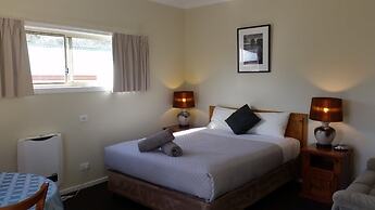 Wintersun Gardens Motel