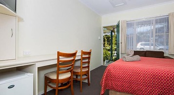 Wintersun Gardens Motel