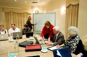 Loxton Community Hotel Motel