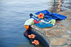 Loxton Community Hotel Motel