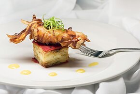 Loxton Community Hotel Motel