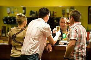 Loxton Community Hotel Motel