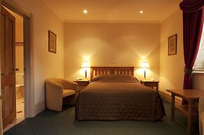 Loxton Community Hotel Motel