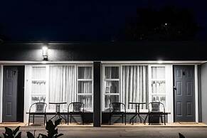 Frimley Lodge Motel