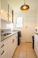 Frimley Lodge Motel