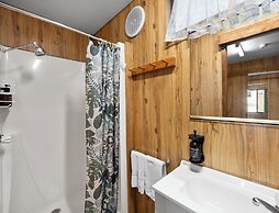 Shepparton Holiday Park and Village