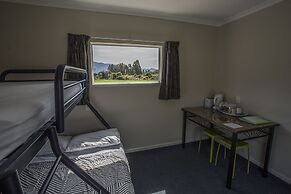 Fiordland Great Views Holiday Park