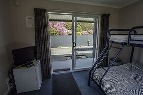 Fiordland Great Views Holiday Park