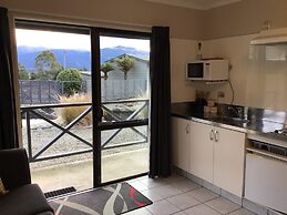 Fiordland Great Views Holiday Park