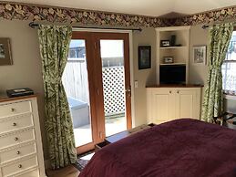 Baywick Inn