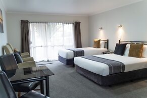 Pacific Coast Motor Lodge
