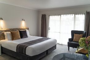 Pacific Coast Motor Lodge