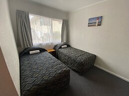 Opononi Lighthouse Motel