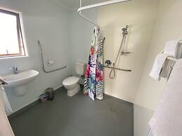 Opononi Lighthouse Motel