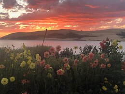 Opononi Lighthouse Motel