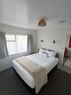 Opononi Lighthouse Motel