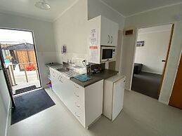 Opononi Lighthouse Motel