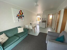 Opononi Lighthouse Motel