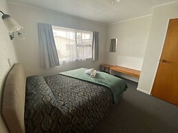 Opononi Lighthouse Motel