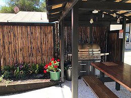 Opononi Lighthouse Motel