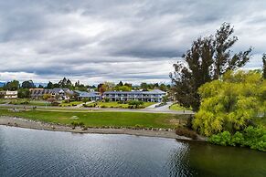 Lakeside Motel & Apartments