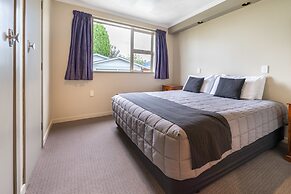 Lakeside Motel & Apartments