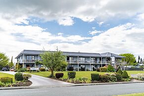 Lakeside Motel & Apartments