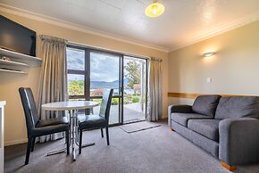 Lakeside Motel & Apartments